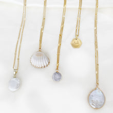 Load image into Gallery viewer, Crystal Necklace - Gold
