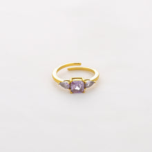 Load image into Gallery viewer, Purple Diamond Flower Ring - Gold
