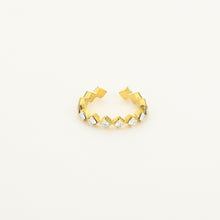 Load image into Gallery viewer, Diamond Circle Ring - Gold
