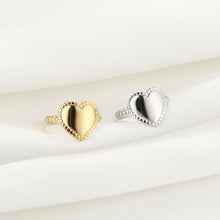 Load image into Gallery viewer, Heart Ring - Gold
