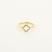 Afbeelding in Gallery-weergave laden, White Four-Leaf Clover Ring - Gold
