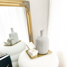 Load image into Gallery viewer, Marble Vase Large
