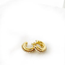 Load image into Gallery viewer, Diamond Chain Earrings - Gold

