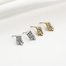 Load image into Gallery viewer, Three Diamond Stone Earring - Silver
